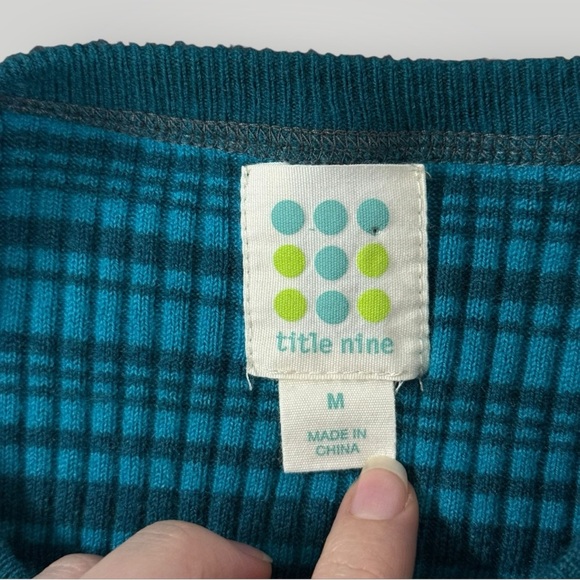 Title Nine Merino Wool Striped Henley Sweater Women's M Blue‎ Green - Picture 5 of 5